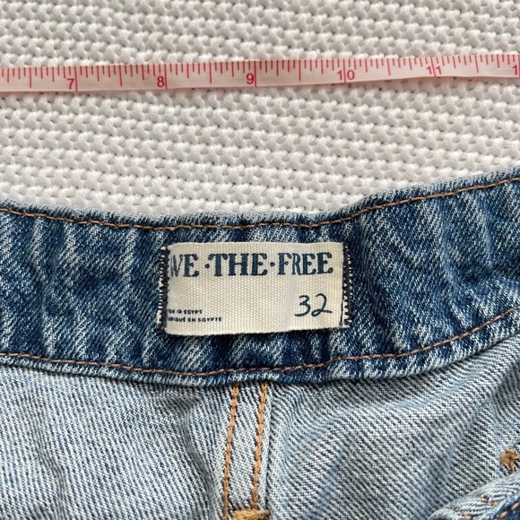 Free People We The Free Major Leagues Mid-Rise Cuffed Jeans - Picture 6 of 9